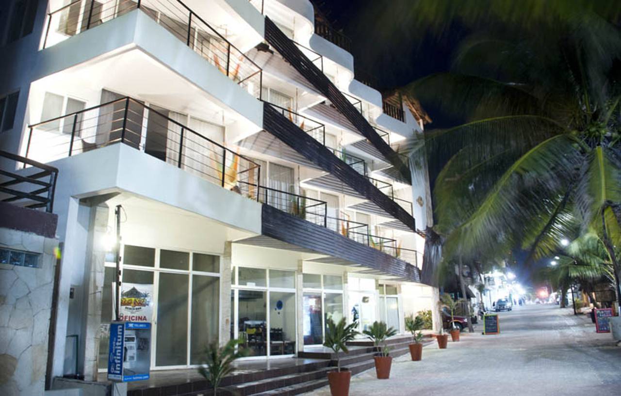 Hotel All Riviera Playa del Carmen Bagian luar foto
